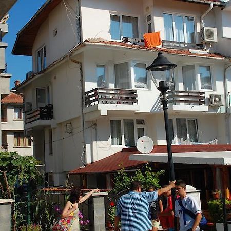 Отель The House Next To The Beach Созополь Экстерьер фото